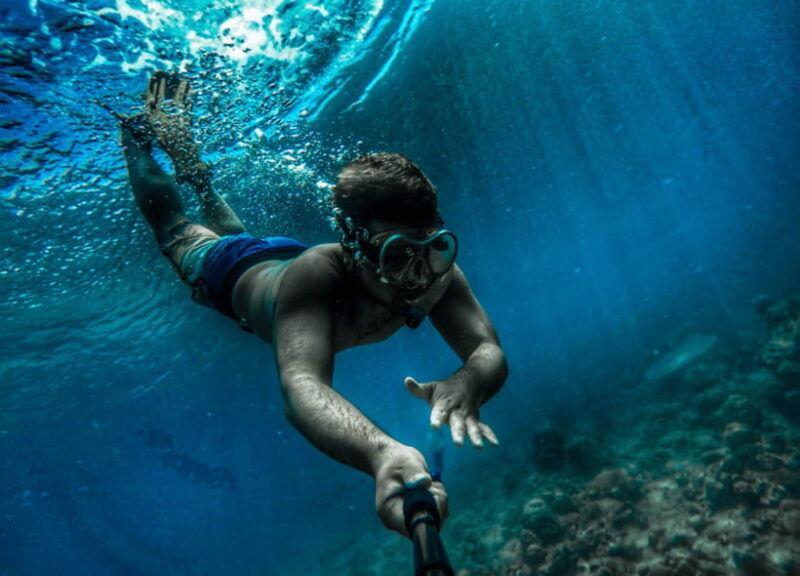 nusa-penida-spend-time-snorkeling-with-rays-and-turtles