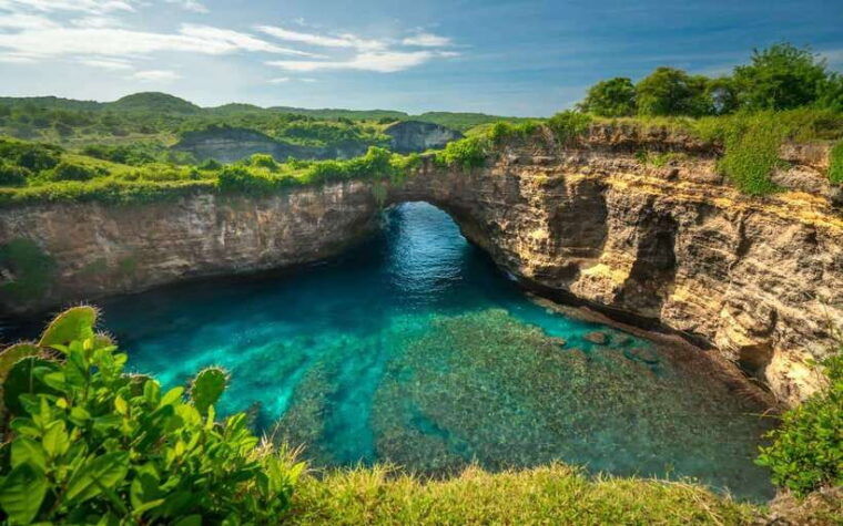 nusa-penida-west-coast-adventure-package