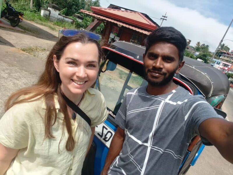 Nuwara Eliya: Ambuluwawa Tower Tuk-Tuk Ride with Driver - Key Points