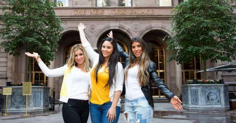 nyc-3-hour-gossip-girl-sites-bus-tour-on-location-tours