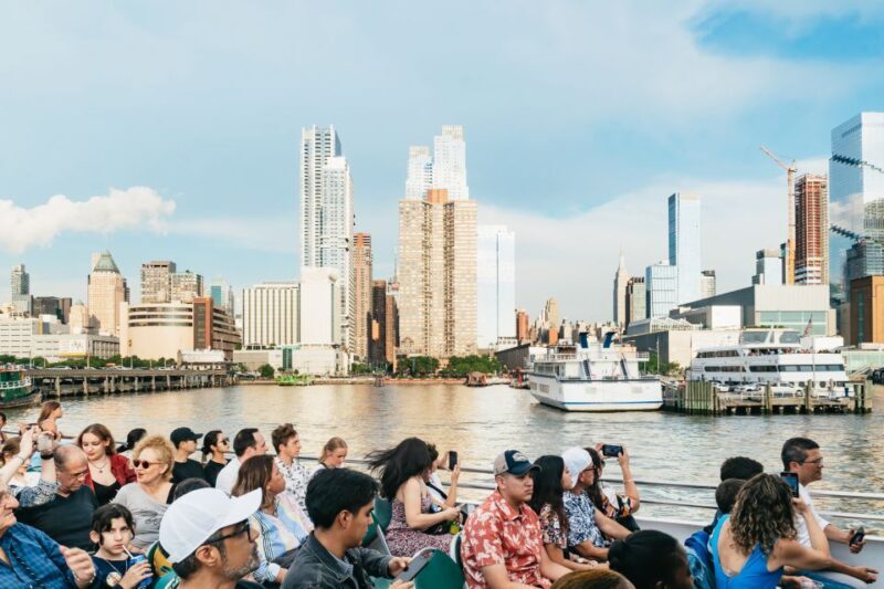 NYC: 4th of July Fireworks Party Cruise with Buffet & Drinks - Frequently Asked Questions