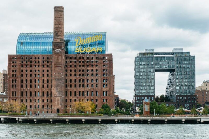 nyc-around-manhattan-official-nyc-architecture-cruise