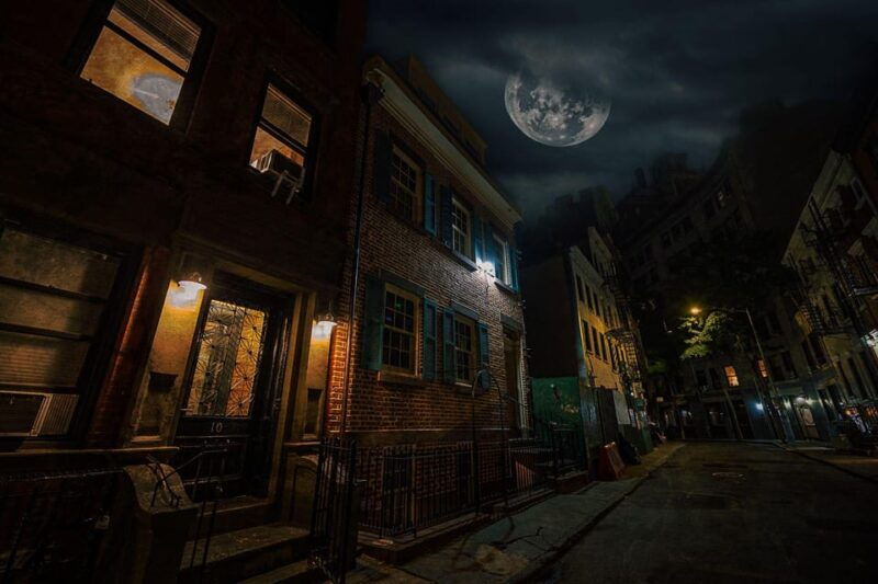 nyc-boos-booze-haunted-pub-crawl
