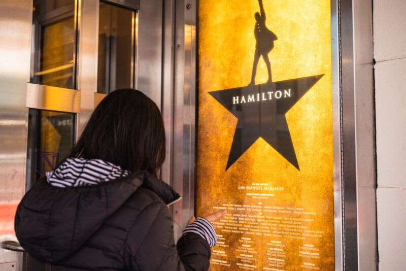 nyc-broadway-behind-the-scenes-walking-tour-studio-visit