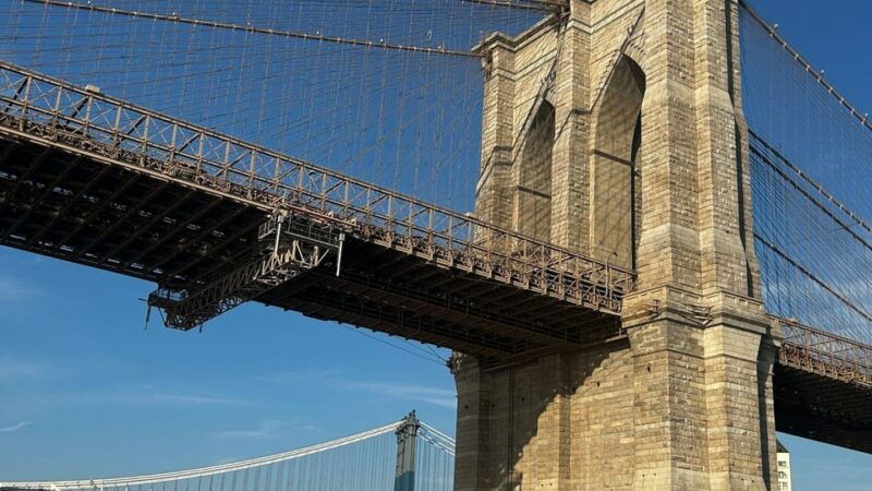 nyc-brooklyn-bridge-and-dumbo-tour-with-east-river-ferry