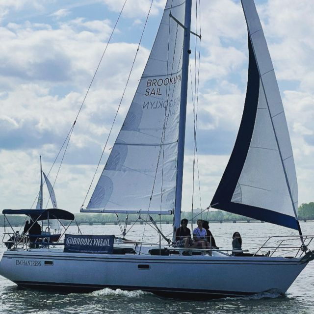 nyc-brooklyn-sightseeing-sailboat-cruise