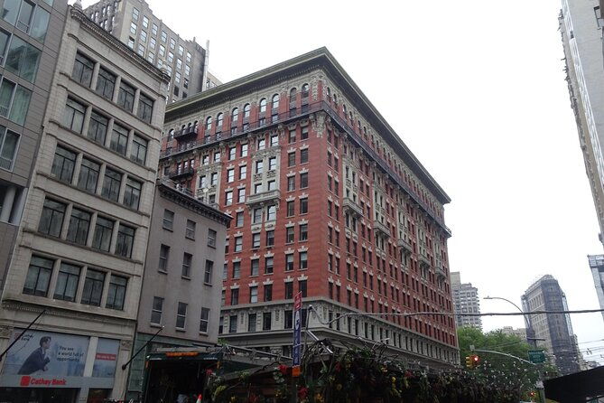 nyc-chelsea-self-guided-walking-tour-scavenger-hunt