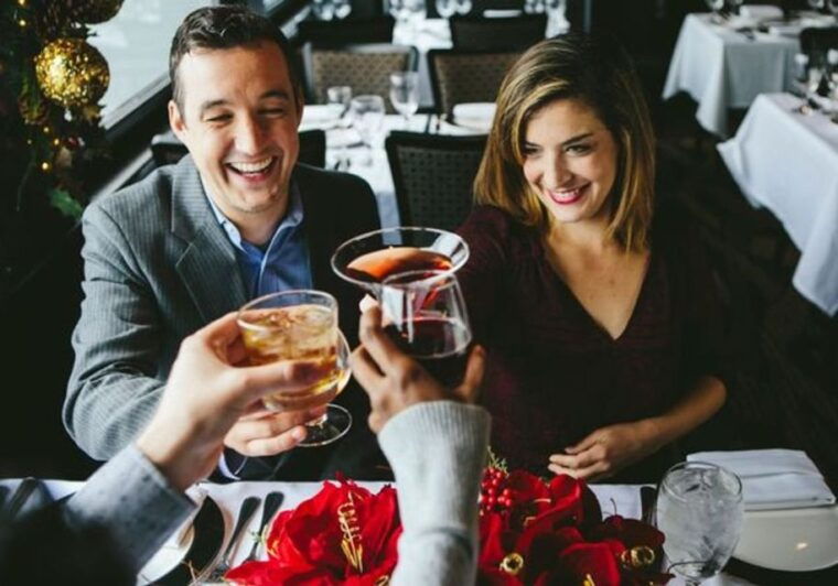 nyc-christmas-day-buffet-brunch-or-dinner-harbor-cruise