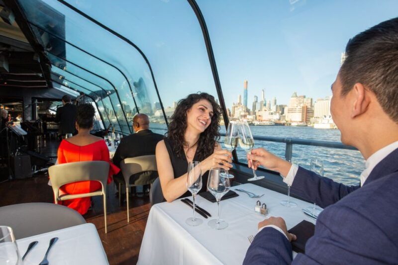 nyc-christmas-eve-gourmet-brunch-or-dinner-harbor-cruise