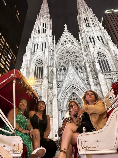 NYC: Christmas Lights Horse Carriage Ride - FAQs