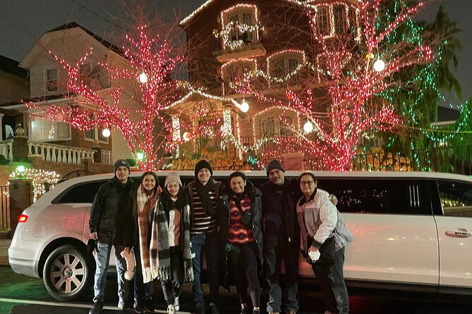 nyc-christmas-lights-tour-by-limousine-manhattan-dyker-heights