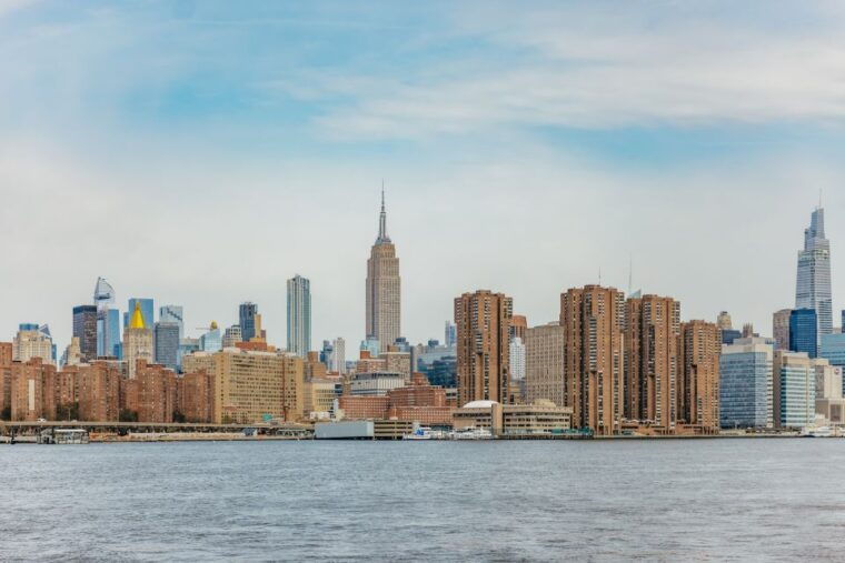 nyc-circle-line-2-5-hour-best-of-nyc-boat-cruise