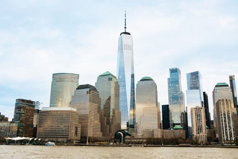 nyc-circle-line-2h-harbor-lights-cruise-skip-the-box-office
