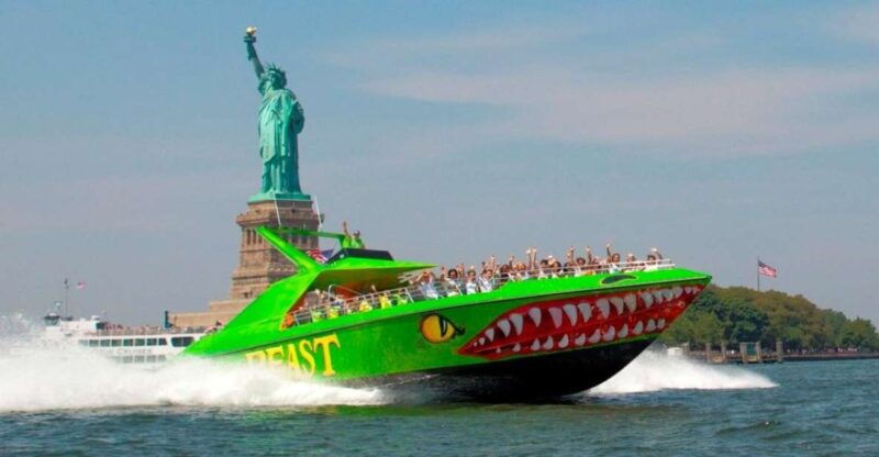 nyc-circle-line-speedboat-skip-the-box-office-ticket