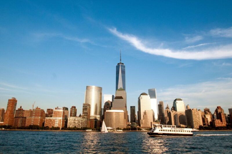 nyc-circle-line-speedboat-skip-the-box-office-ticket