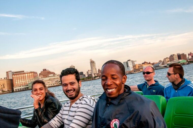 nyc-circle-line-speedboat-skip-the-box-office-ticket