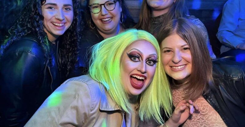 nyc-drag-highlights-bar-crawl-show-drinks-included