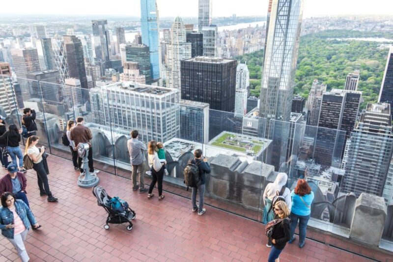 NYC: Fifth Avenue Guided Tour with Top of the Rock Option - Exploring Fifth Avenue: What’s in Store?