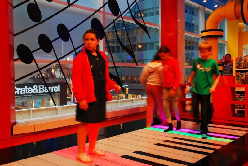 nyc-fifth-avenue-guided-tour-with-top-of-the-rock-option