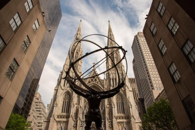 nyc-fifth-avenue-guided-tour-with-top-of-the-rock-option