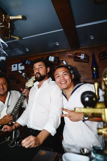 nyc-gourmet-dinner-cruise-with-live-music