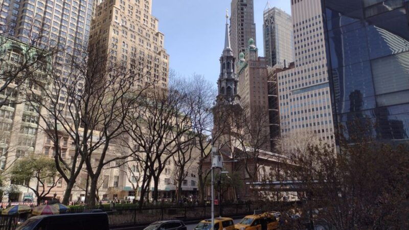 nyc-gray-line-guided-5-hour-manhattan-premium-bus-tour