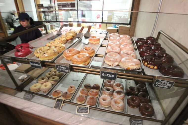 nyc-guided-delicious-donut-tour-with-tastings
