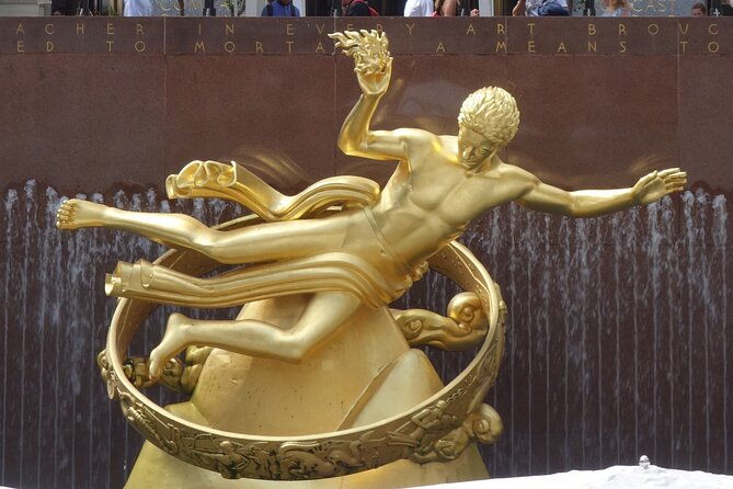 nyc-holiday-walking-tour-with-optional-bryant-park-skating