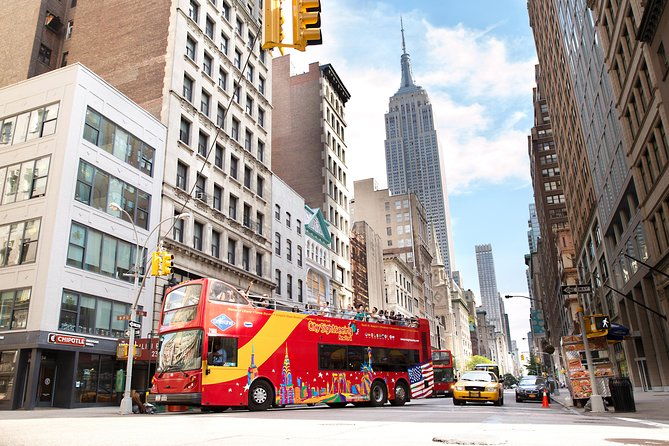 nyc-hop-on-hop-off-downtown-tour-plus-one-attraction