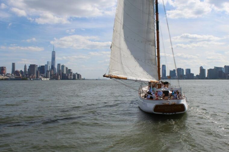 nyc-hudson-river-fall-foliage-sailing-trip