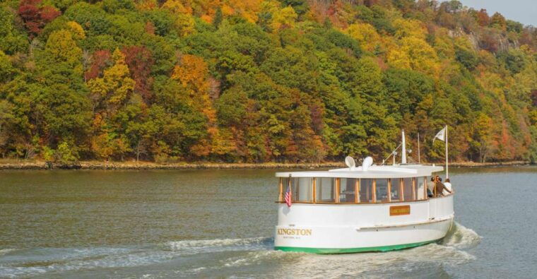 nyc-hudson-river-fall-foliage-yacht-tour