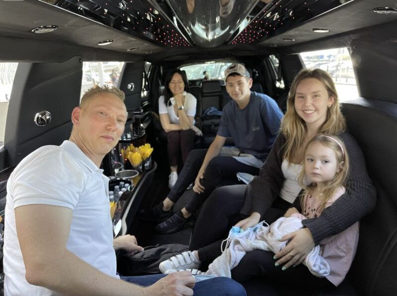 nyc-limousine-tour-by-stretch-limo-king-and-queen-limo-nyc