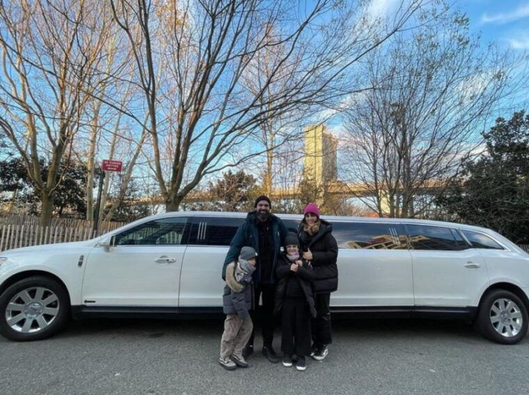 nyc-limousine-tour-by-stretch-limo-king-and-queen-limo-nyc