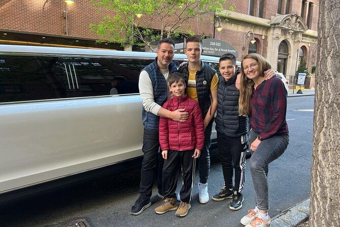 nyc-limousine-tour-new-york-nyc-limo-tour-limo-suv-or-van