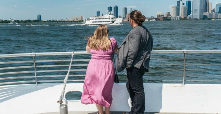 nyc-luxury-brunch-lunch-or-dinner-harbor-cruise
