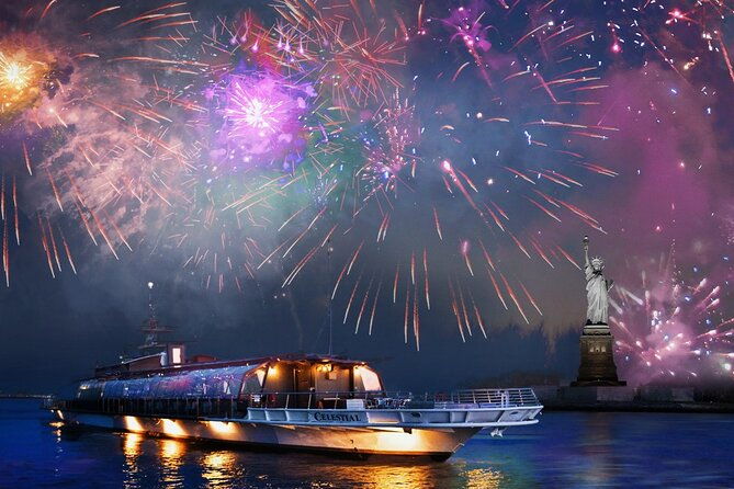 nyc-new-years-eve-luxury-bateaux-plated-dinner-cruise