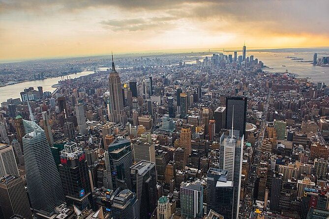 nyc-new-york-airport-transfer-jfk-lga-ewr-to-manhattan-brooklyn