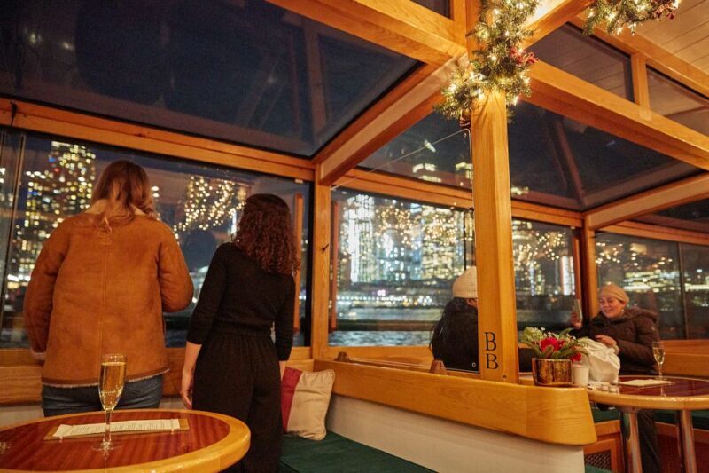 NYC: Night Holiday Lights and Cocoa Cruise - The Experience: What to Expect from Start to Finish