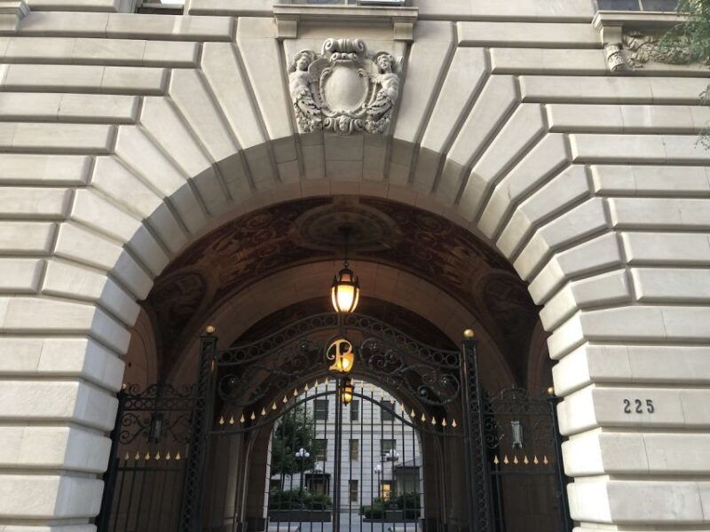 nyc-private-horror-movie-location-walking-tour