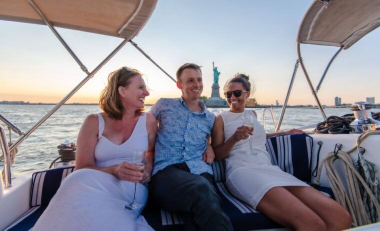 nyc-private-sailing-tour-to-statue-of-liberty