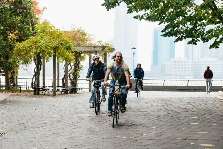 nyc-radical-and-weird-history-bike-tour-of-manhattan