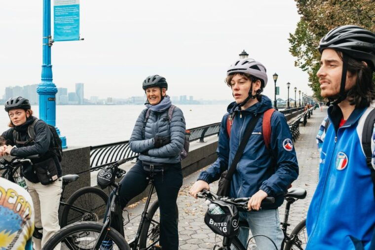 nyc-radical-and-weird-history-bike-tour-of-manhattan