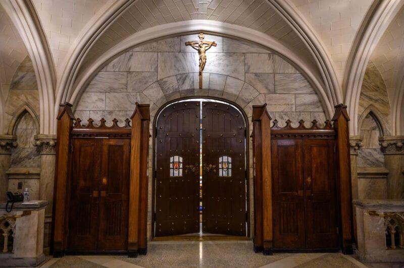 NYC: St. Patrick's Cathedral Tour - Is It Worth the Price?