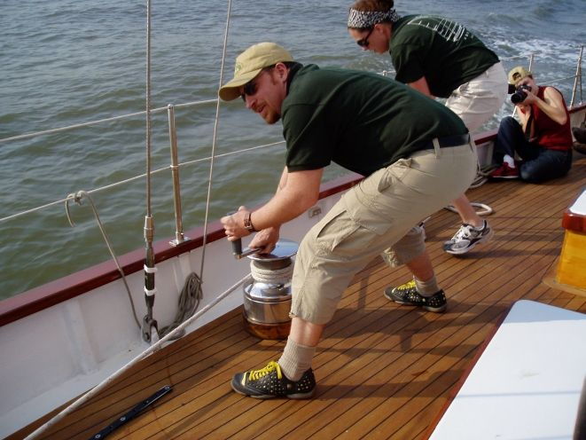 nyc-statue-of-liberty-day-sail-on-the-schooner-adirondack