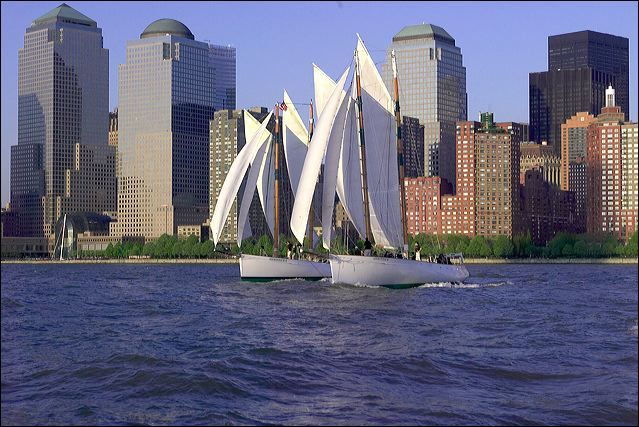 nyc-statue-of-liberty-day-sail-on-the-schooner-adirondack