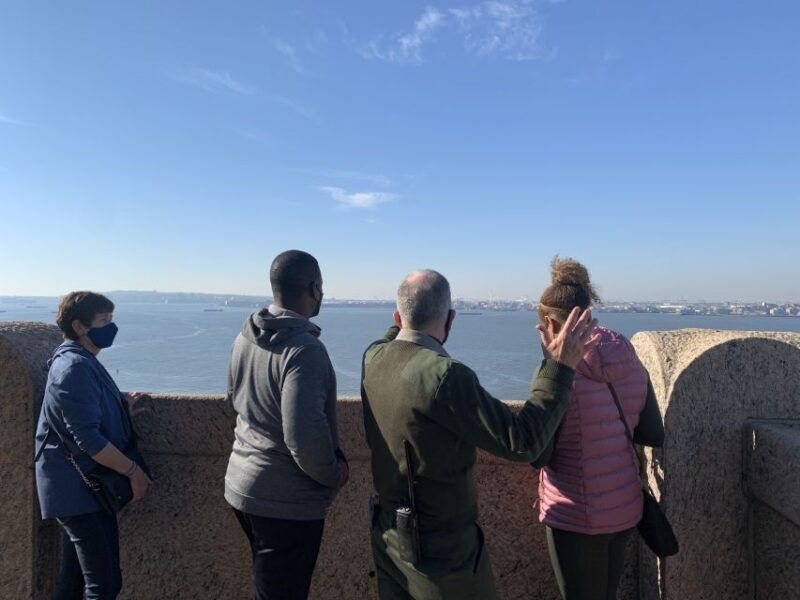 nyc-statue-of-liberty-guided-private-group-or-family-tour