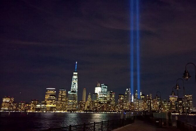 nyc-statue-of-liberty-night-cruise-and-skyline