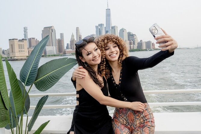 nyc-sunset-cruise-experience-the-citys-twilight-magic