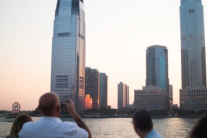 nyc-sunset-cruise-experience-the-citys-twilight-magic