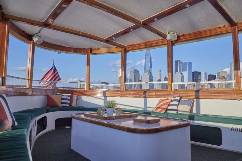nyc-sunset-cruise-on-a-small-yacht-with-a-drink